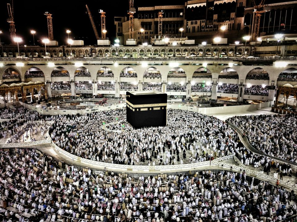 Die Kaaba bei Nacht